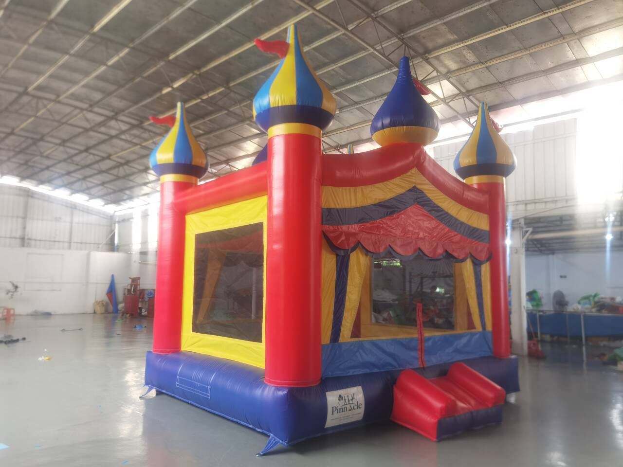 Classic bouncy house
